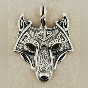 Vintage Grimfrost Viking Wolf Head Pendant - Norse Mythology
